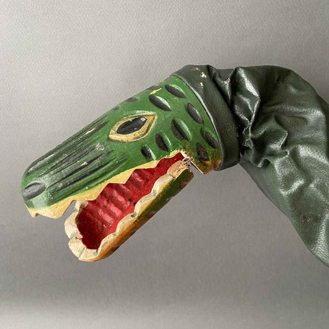CROCODILE Hand Puppet ~ Mid 1900s Punch and Judy Rare!