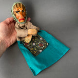 Decor-Spielzeug WITCH Hand Puppet ~ 1960s rare!